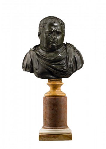 Bronze patinè brun représentant l'empereur vitellius