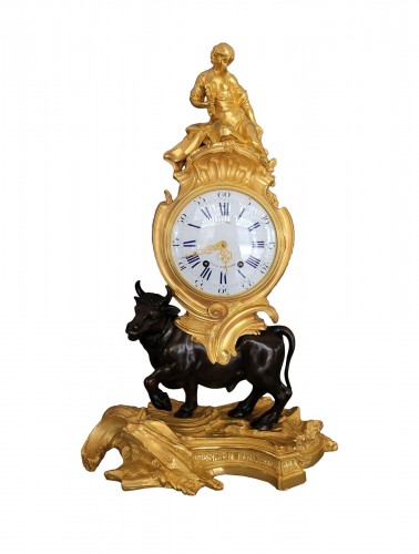Importante Pendule Louis XV « au taureau » ou « l'enlèvement d'europe »