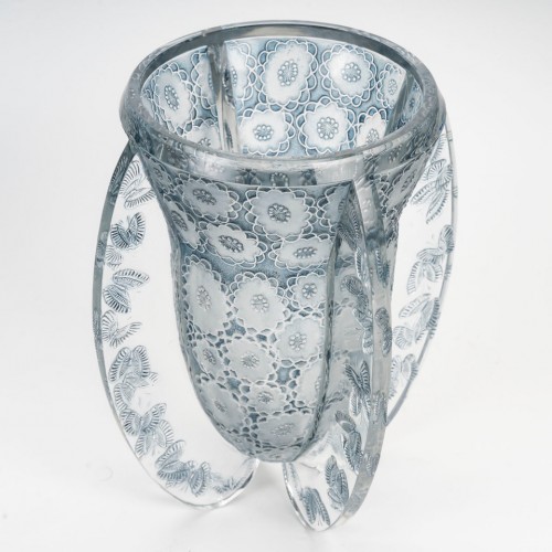 Art Déco - René LALIQUE (1860 - 1945) Vase "Papillons", modèle créé en 1936