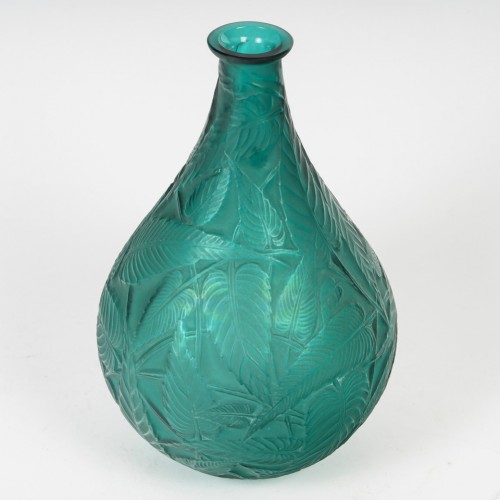 Verrerie, Cristallerie  - René Lalique, 1923  - Vase « Sauge » vert émeraude