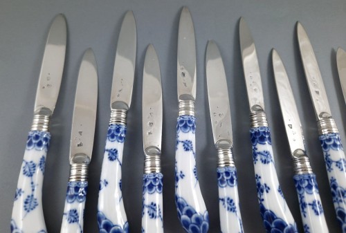 11 18th Century Knives In sterling Silver And Porcelain - 