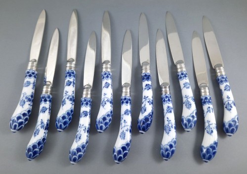  - 11 18th Century Knives In sterling Silver And Porcelain