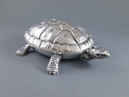 Sterling Silver Turtle Box, Italian work around 1970 - silverware & tableware Style 