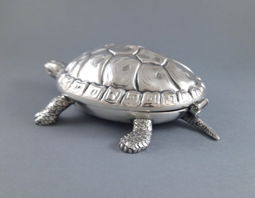 20th century - Sterling Silver Turtle Box, Italian work around 1970