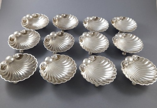 12 Sterling Silver shell salt cellars - silverware & tableware Style 