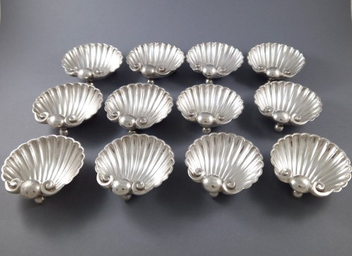 12 Sterling Silver shell salt cellars - 