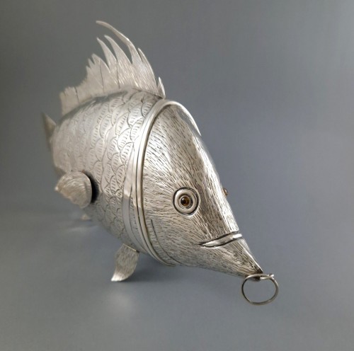 silverware & tableware  - Solid Silver Hinged Fish Box