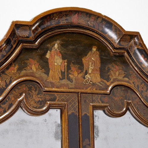 Mobilier Cabinet & Coffre - Secrétaire deux corps lombard du 18e siècle à décor de de chinoiseries