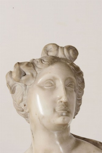 XVIIIe siècle - Bacchus et Ariane en marble, art baroque italien du XVIIIe siècle