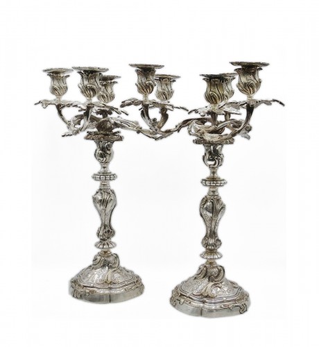 Paire de candélabres en bronze argenté milieu du XIXe siècle
