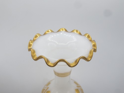 XIXe siècle - Paire de vases en opaline Charles X