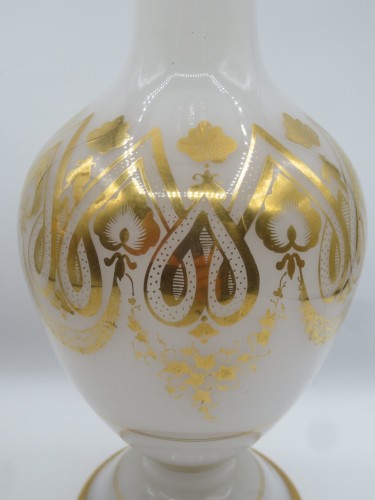 Antiquités - Paire de vases en opaline Charles X