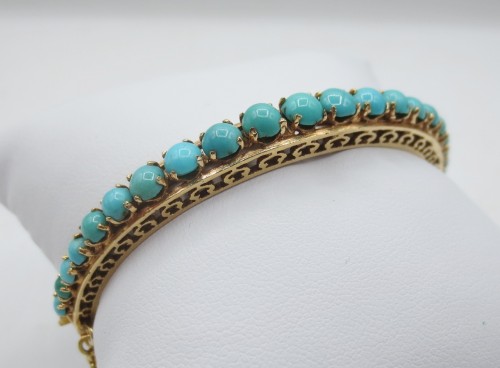 Bracelet jonc en or et turquoises du XIXe siècle - Bijouterie, Joaillerie Style Restauration - Charles X