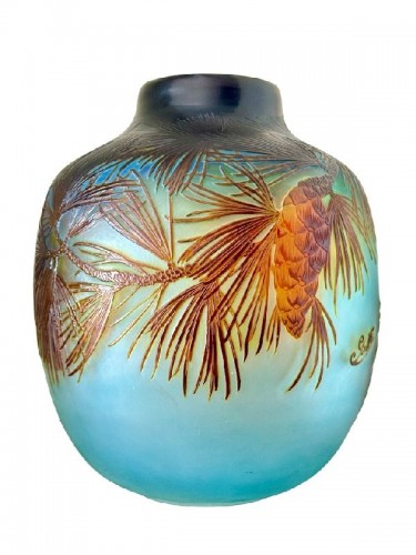 Emile Gallé - &quot;Pine cones&quot; vase - Glass & Crystal Style Art Déco