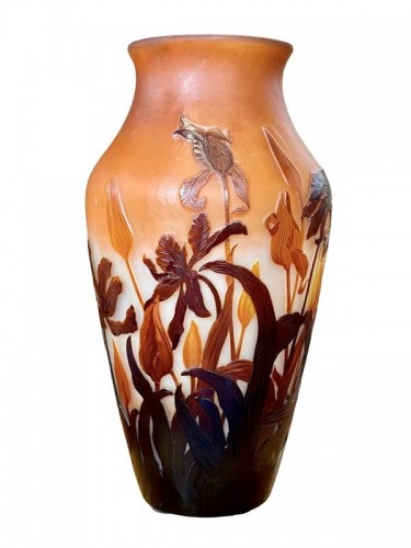 Emile Gallé Important Vase Art nouveau "Tulipes" - Verrerie, Cristallerie Style Art Déco