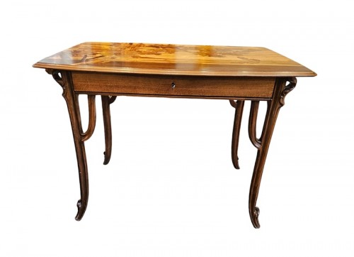 XXe siècle - Emile Gallé - Table à écrire Art nouveau "Ombelles et Papillon"