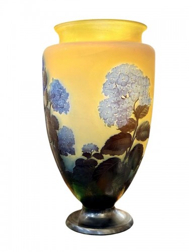 Emile Gallé - Monumental vase Art nouveau "Hortensias" - Antiquités Art Nouveau