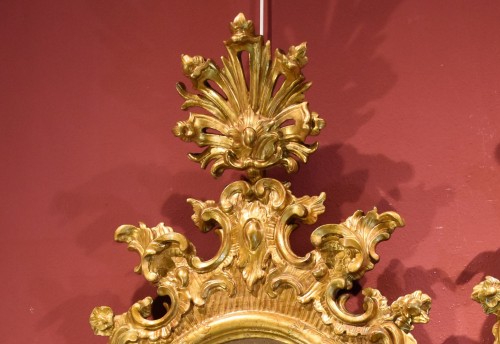 XVIIIe siècle - Paire de miroirs vénitiens du  XVIIIe siècle