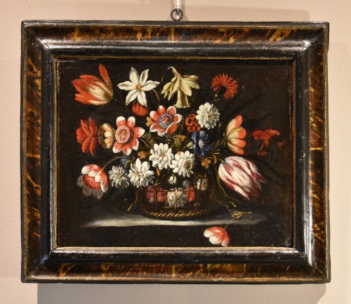 Paire de natures mortes de fleurs, attribuable à Josè de Arellano ( 1653 - Vers 1714) - Tableaux et dessins Style Louis XIII