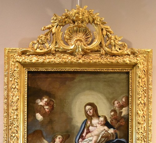 Vierge avec l'enfant entourée de deux anges, Italie 18e siècle - Tableaux et dessins Style Louis XV