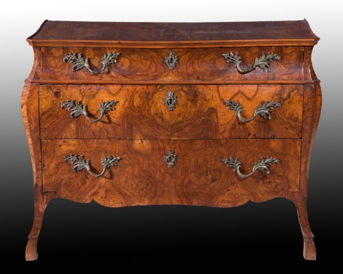 Mobilier Commode - Paire de commodes plaquées de noyer, Lombardie XVIIIe siècle