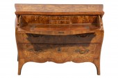 Commode en placage de noyer et bruyère de noyer, lombardie milieu du 18e siècle