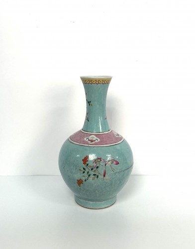 Vase en porcelaine,  Chine dynastie Qing XIXe siècle - Arts d