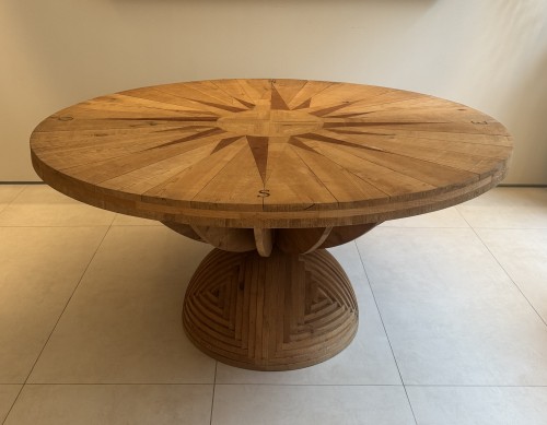 Mario Ceroli ( né en1938) table "Rosa dei venti" 1973 - Mobilier Style Années 50-60