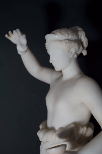 Mid-19th Hebe Impressive Neoclassical Marble Sculpture - 