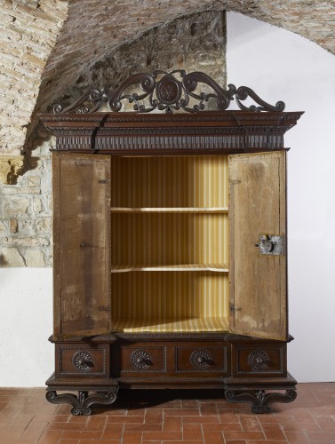 Farnesiano wardrobe, Parma 17th century - 