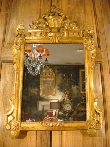 Miroir Louis XVI en bois doré - Miroirs, Trumeaux Style Louis XVI