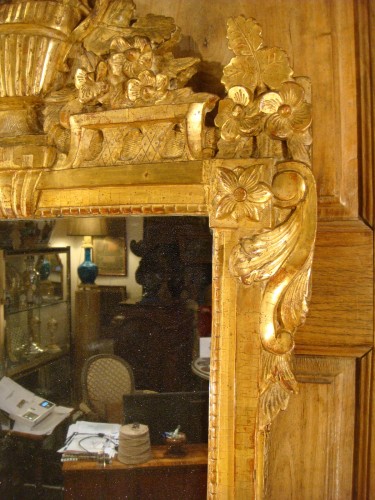 Louis XVI - Miroir Louis XVI en bois doré