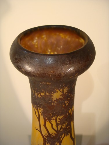 Verrerie, Cristallerie  - Daum - Vase en verre multicouche.