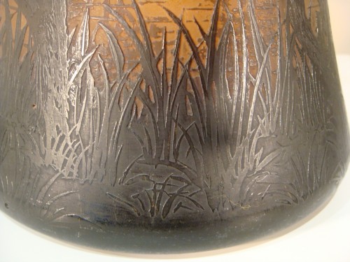 Antiquités - Daum - Vase en verre multicouche.