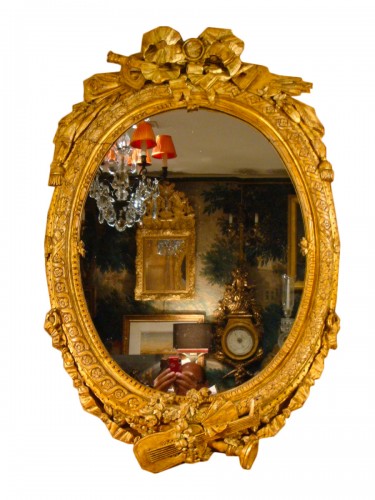 Miroir Louis XVI en bois sculpté