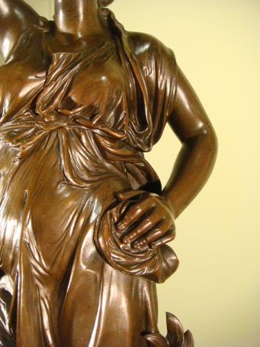 XIXe siècle - Femme porte torchère en bronze - Jean Louis Grégoire (1840 – 1890)