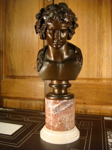 Objet de décoration  - Jeune Bacchus, bronze de Barbedienne 