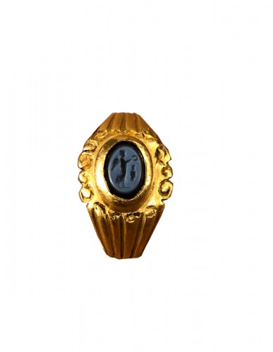  Roman Gold Ring 