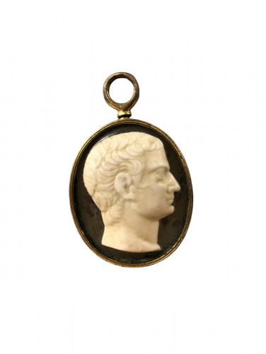 Pendentif camée en marbre Tiberius, époque Renaissance