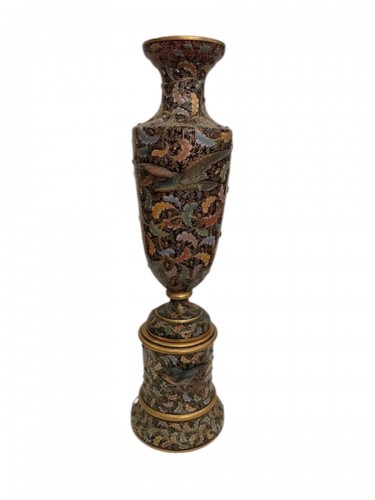 Grand vase en verre émaillé signé Moser Cour impériale d'Autriche