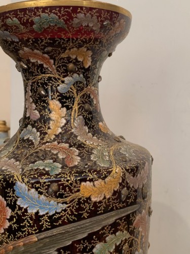 Grand vase en verre émaillé signé Moser Cour impériale d'Autriche - Napoléon III