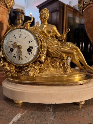 Horology  - Louis XVI period clock signed Antoine Cronier