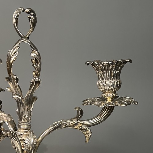 Paire de chandeliers en argent - Antiquités Bertrand Klein