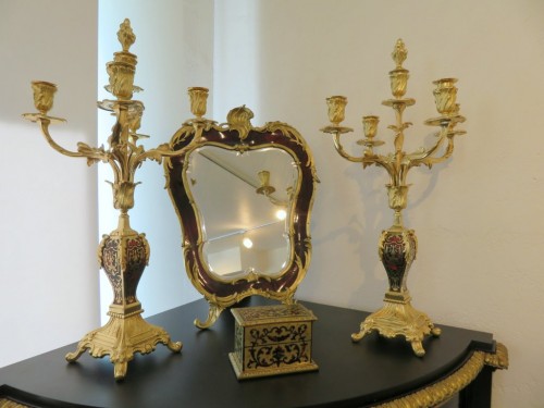 Antiquités - Paire de candélabres d'époque Napoléon III en marqueterie Boulle et en bronze