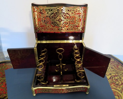 Napoléon III -  Tantalus Box in Boulle marquetry Napoleon III period 19th GOLDEN crystal