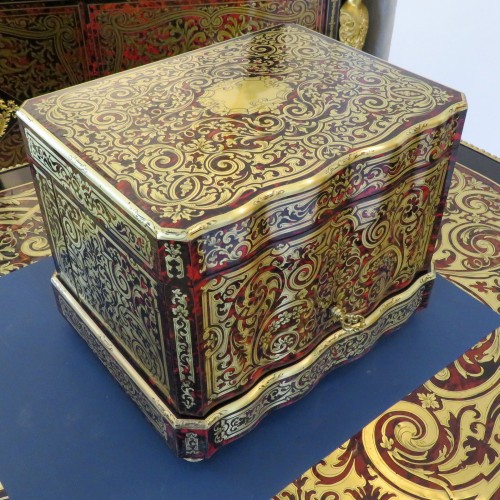 Tantalus Box in Boulle marquetry Napoleon III period 19th GOLDEN crystal  - Decorative Objects Style Napoléon III