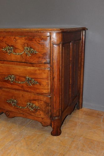 18th century - Louis XIV Commode in ash with curved front