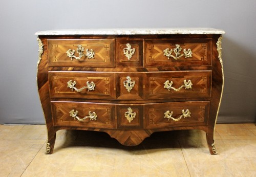 Commode Louis XV en marqueterie de palissandre - Mobilier Style Louis XV