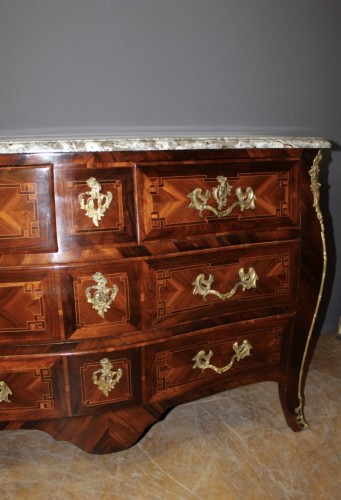 Mobilier Commode - Commode Louis XV en marqueterie de palissandre