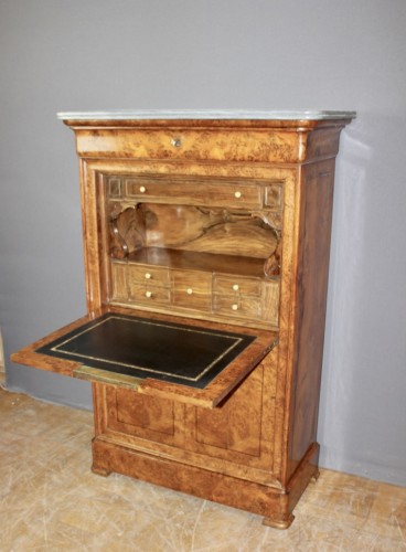 Mobilier Bureau et Secrétaire - Secrétaire Charles X en loupe d'orme